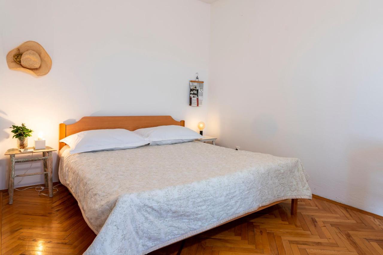 Charming Tale Apartments Modun19 Pirovac Exterior photo